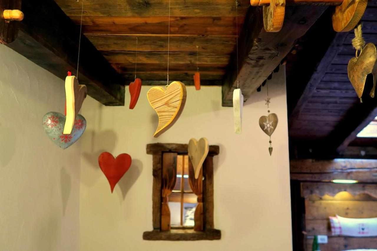 Romantica Suite Con Vasca Idromassaggio Аоста Екстер'єр фото