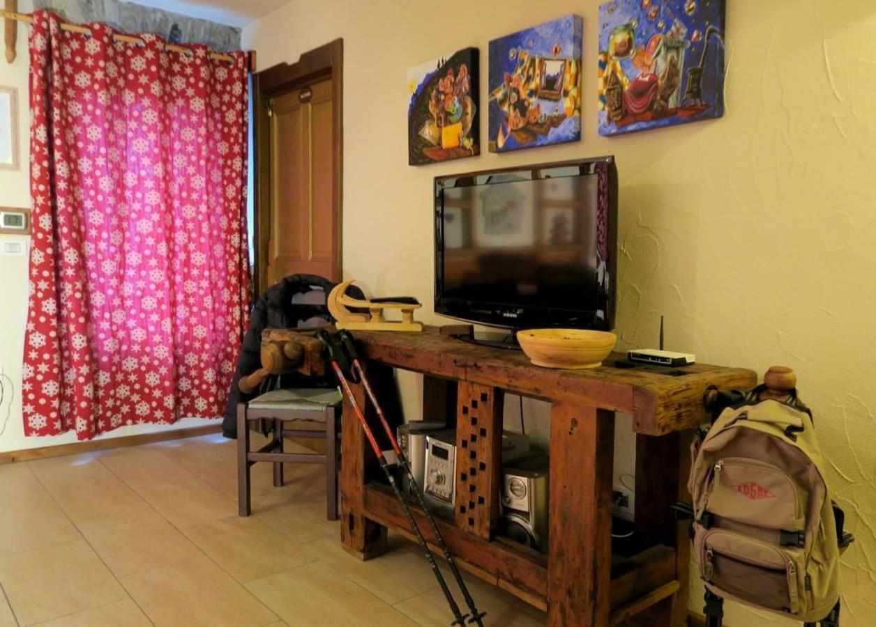 Romantica Suite Con Vasca Idromassaggio Аоста Екстер'єр фото