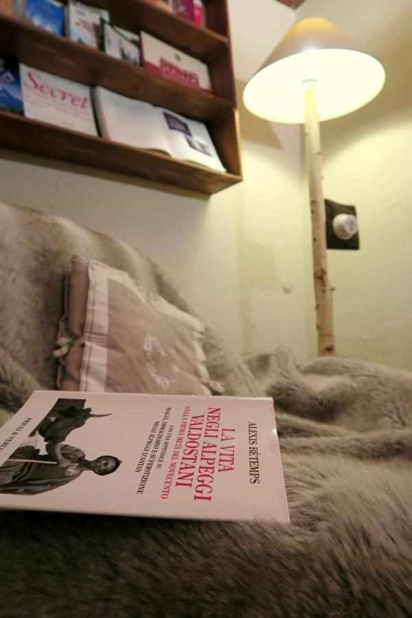 Romantica Suite Con Vasca Idromassaggio Аоста Екстер'єр фото