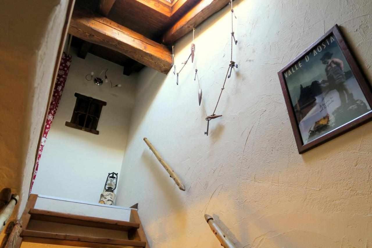 Romantica Suite Con Vasca Idromassaggio Аоста Екстер'єр фото